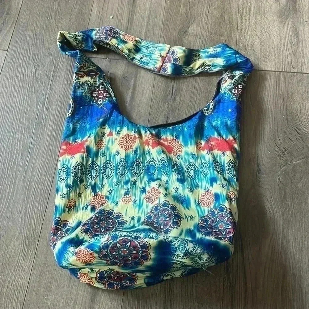 ❤️HP❤️Temptation Italy Multi Color Floral Boho Canvas crossbody Bag